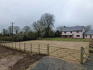 images/a.jpg#joomlaImage://local-images/a.jpg?width=300&height=225